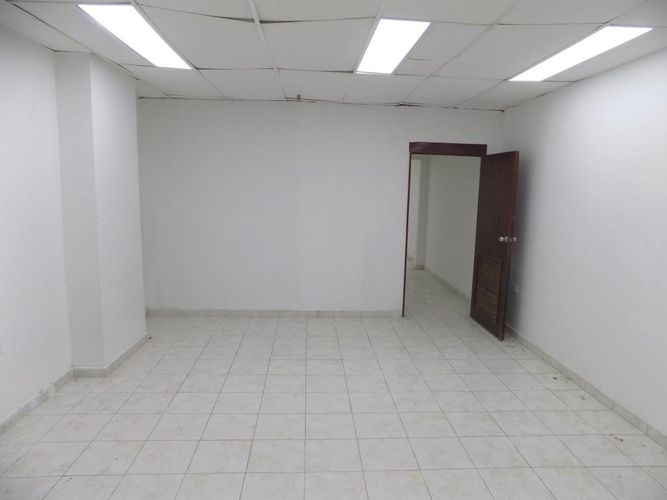 Local en venta en El Prado, Barranquilla, 60 m² · foto 2 de 5
