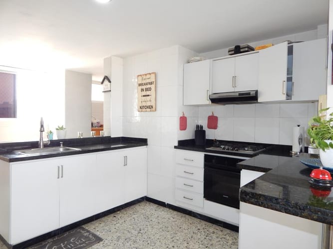 Apartamento de 3 alcobas en venta en Altos Del Prado, Barranquilla, 185 m² · foto 11 de 24