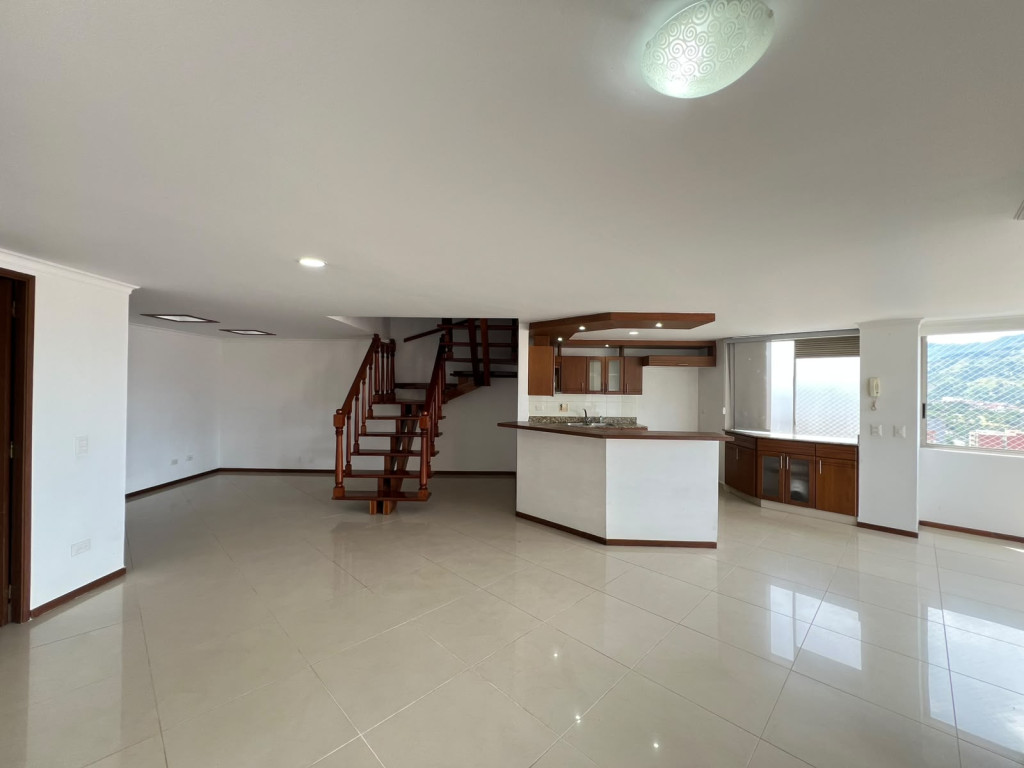 Apartment for rent in Aves Maria, Sabaneta
