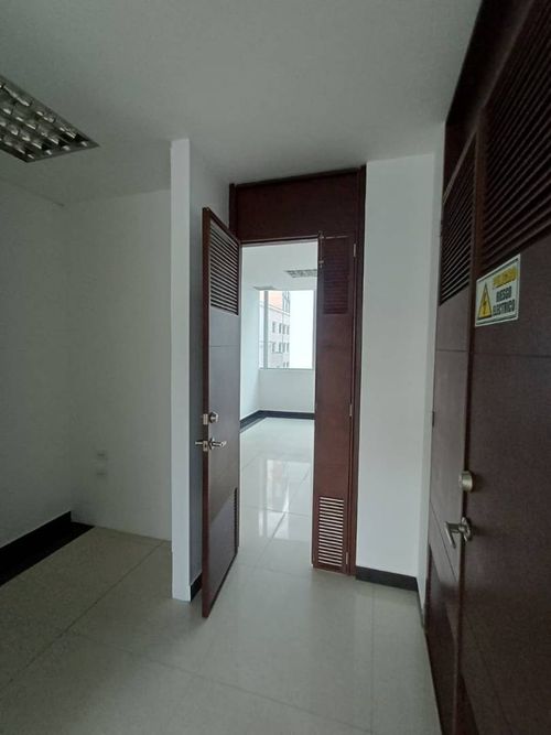 Oficina en arriendo en Mejoras Publicas, Bucaramanga, 72 m² · foto 6 de 10
