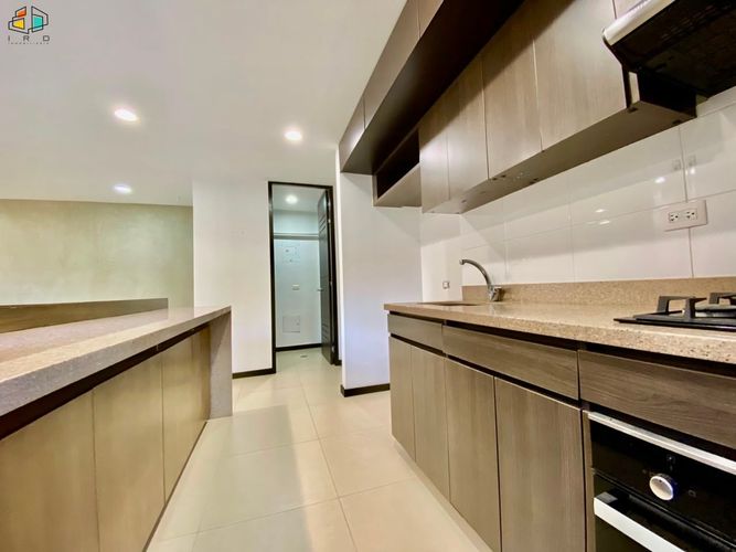 Apartamento de 3 alcobas en arriendo en Vía Las Palmas, Medellín, 80 m² · foto 3 de 24