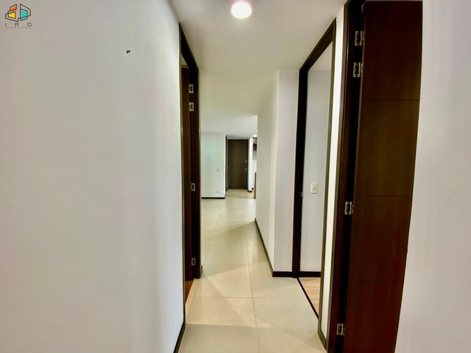 Apartamento de 3 alcobas en arriendo en Vía Las Palmas, Medellín, 80 m² · foto 13 de 24