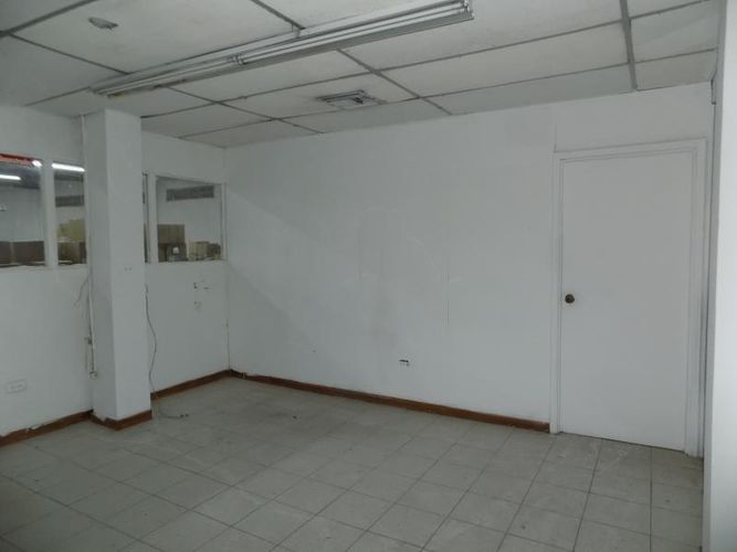 Bodega en arriendo en La Concepcion, Barranquilla, 867 m² · foto 19 de 24