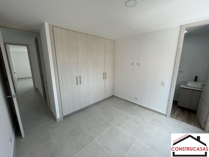 Apartamento de 3 alcobas en venta en La Castellana, Medellín, 116 m² · foto 11 de 17