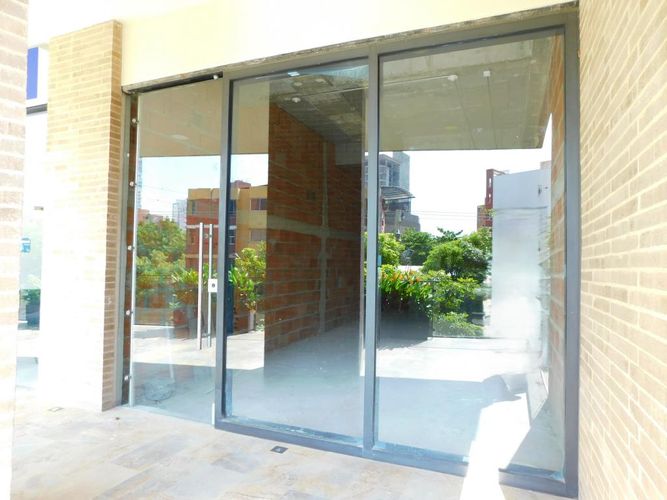 Local en arriendo en Altos De Riomar, Barranquilla, 54 m² · foto 3 de 10