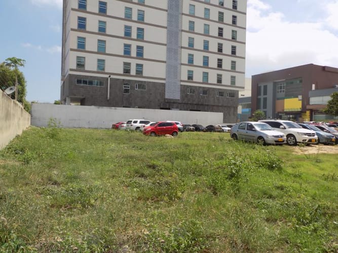 Lote en venta en Villa Santos, Barranquilla, 2411 m² · foto 2 de 7
