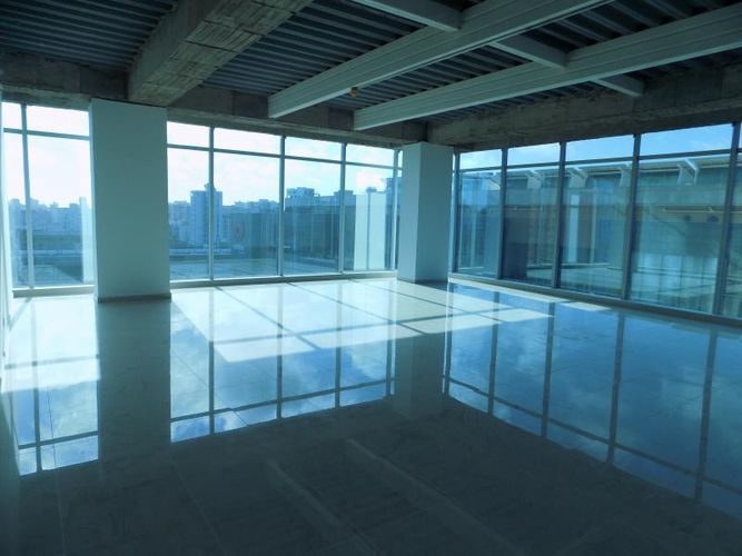 Oficina en venta en Cr.La Castellana, Barranquilla, 194 m² · foto 2 de 16
