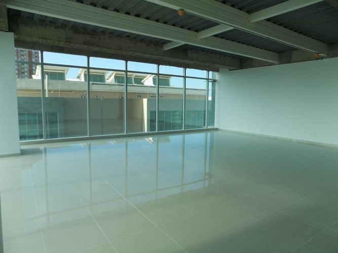 Oficina en venta en Cr.La Castellana, Barranquilla, 122 m² · foto 4 de 11