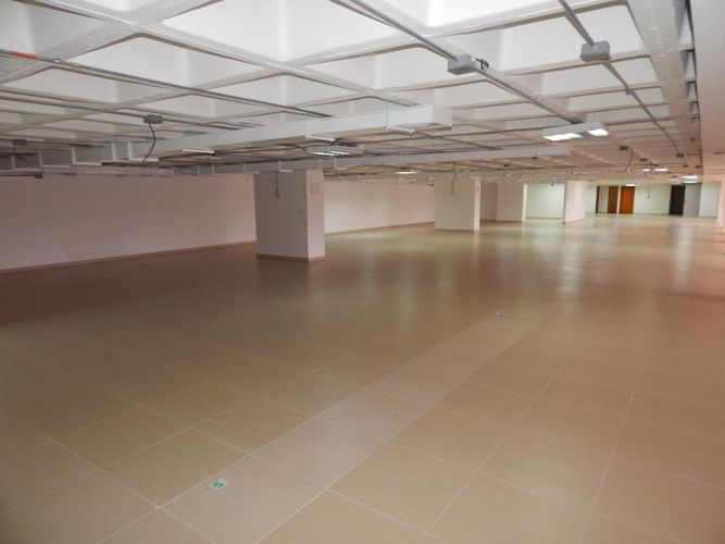 Oficina en arriendo en El Prado, Barranquilla, 915 m² · foto 2 de 24