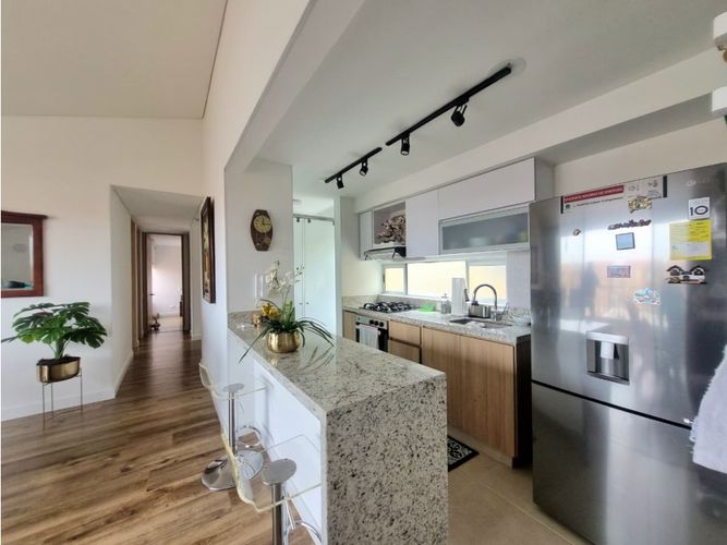 Apartamento de 3 alcobas en venta en Conjunto Residencial El Solar, Madrid, 90 m² · foto 5 de 24