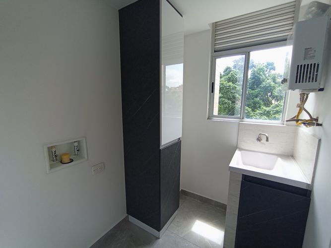 Apartamento de 3 alcobas en arriendo en Calasanz, Medellín, 88 m² · foto 19 de 21