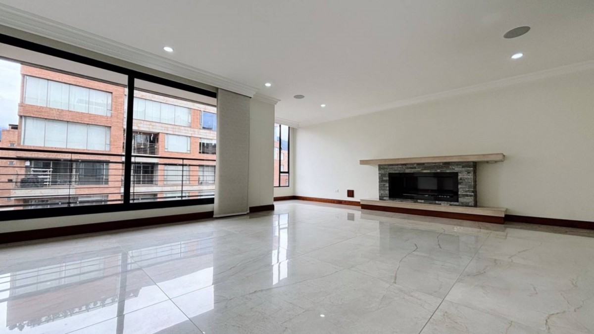 Apartamento en venta en San Patricio, Bogotá · foto 3 de 24