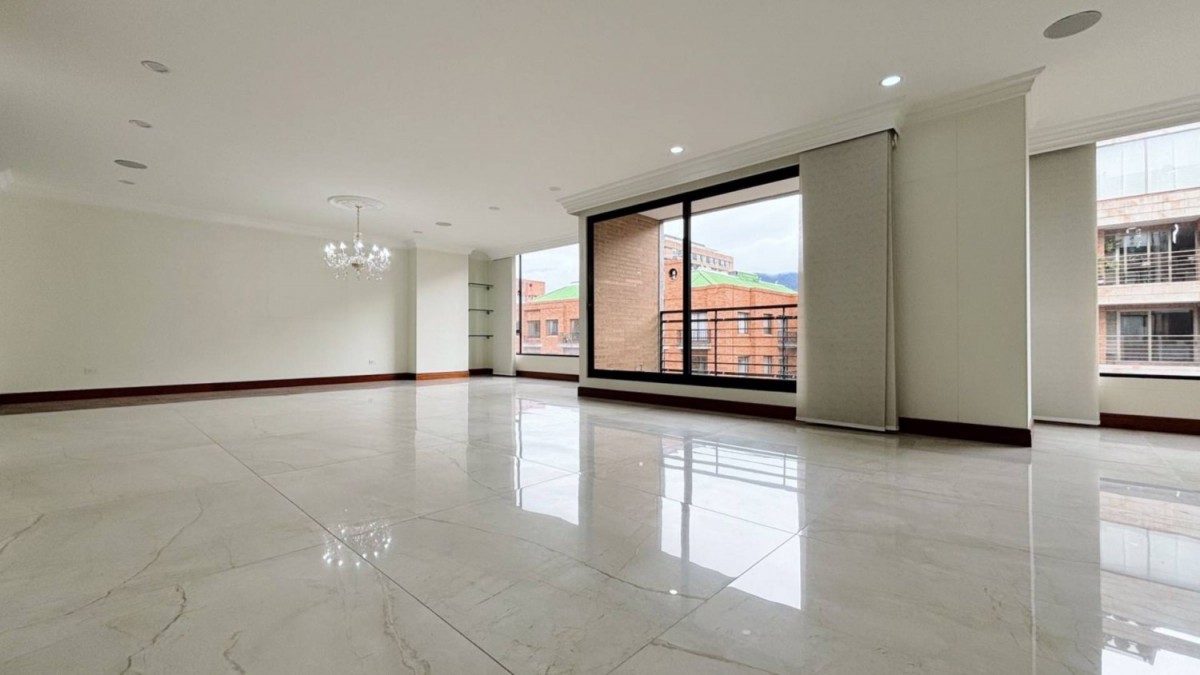 Apartamento en venta en San Patricio, Bogotá · foto 8 de 24