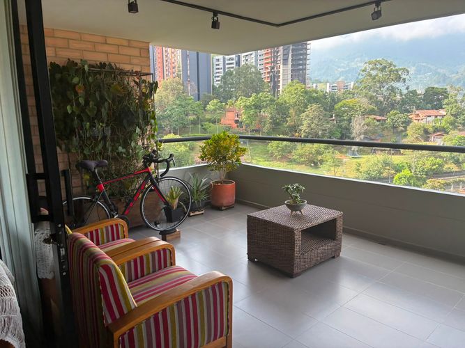 Apartamento de 3 alcobas en venta en Escobero, Envigado, 191 m² · foto 10 de 20