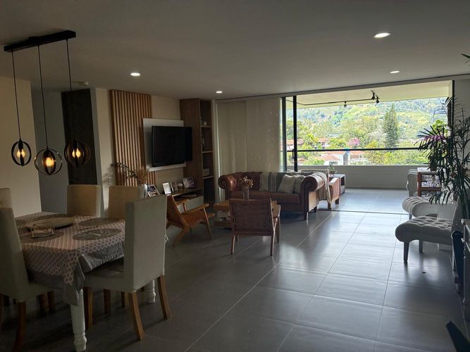 Apartamento de 3 alcobas en venta en Escobero, Envigado, 191 m² · foto 20 de 20