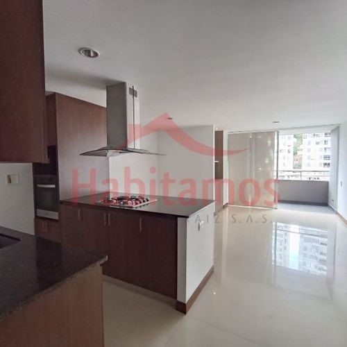 Apartamento de 2 alcobas en arriendo en Loma Del Indio, Medellín, 64 m² · foto 2 de 19