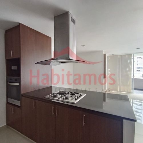Apartamento de 2 alcobas en arriendo en Loma Del Indio, Medellín, 64 m² · foto 4 de 19