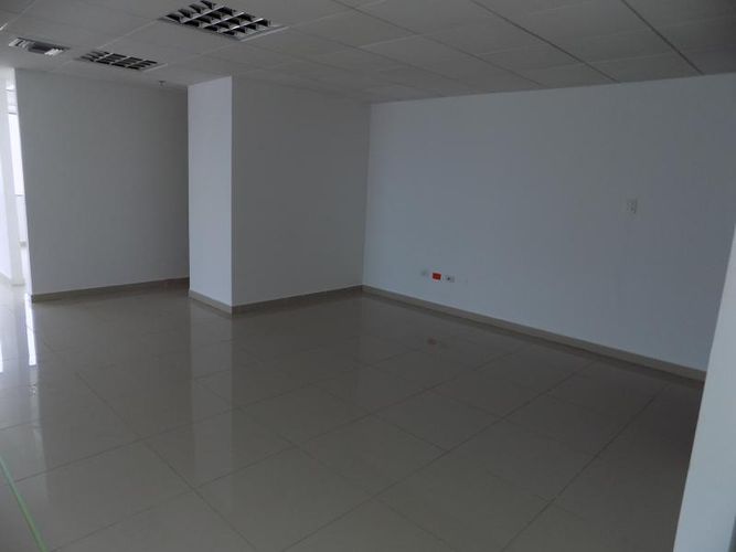 Oficina en arriendo en Altos Del Prado, Barranquilla, 223 m² · foto 7 de 17