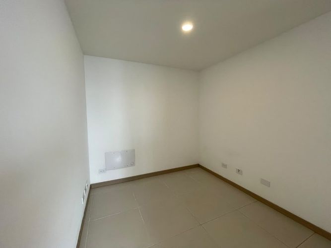 Apartamento de 3 alcobas en arriendo en Loma Del Escobero, Envigado, 88 m² · foto 7 de 14