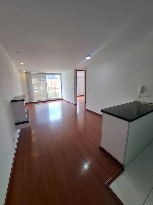 Apartamento en venta en Cedritos, Bogotá · foto 2 de 23