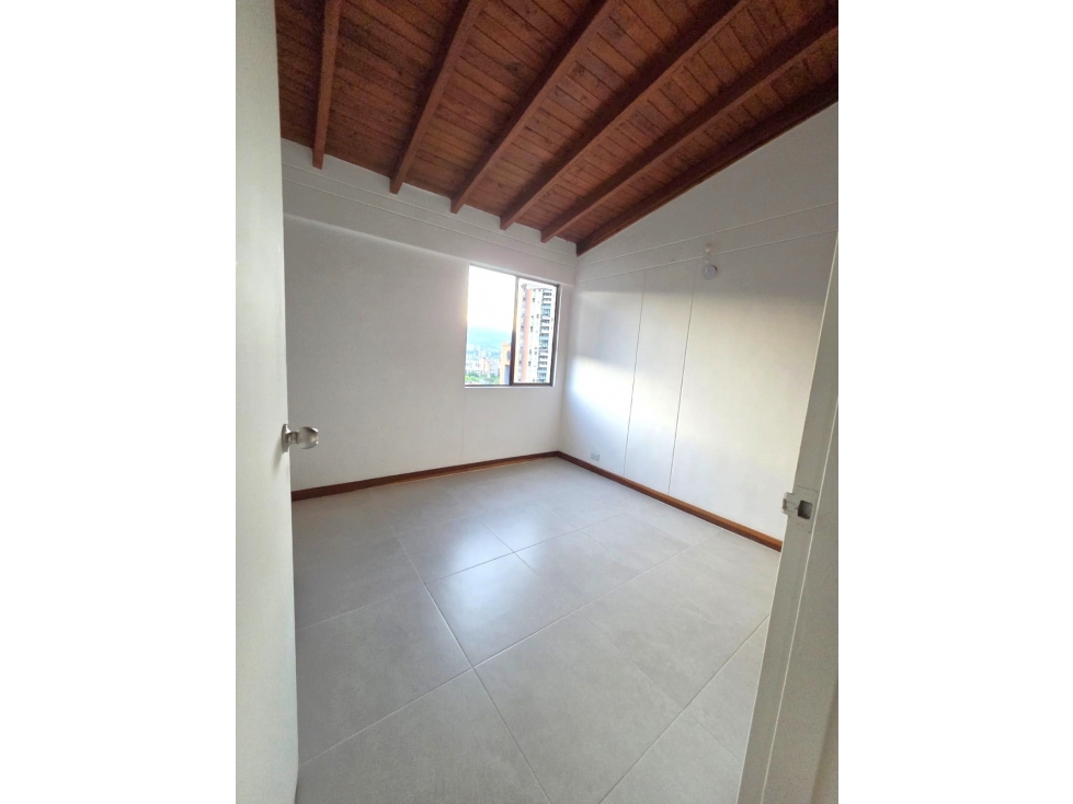 Apartamento en arriendo en La Abadia, Envigado · foto 8 de 13