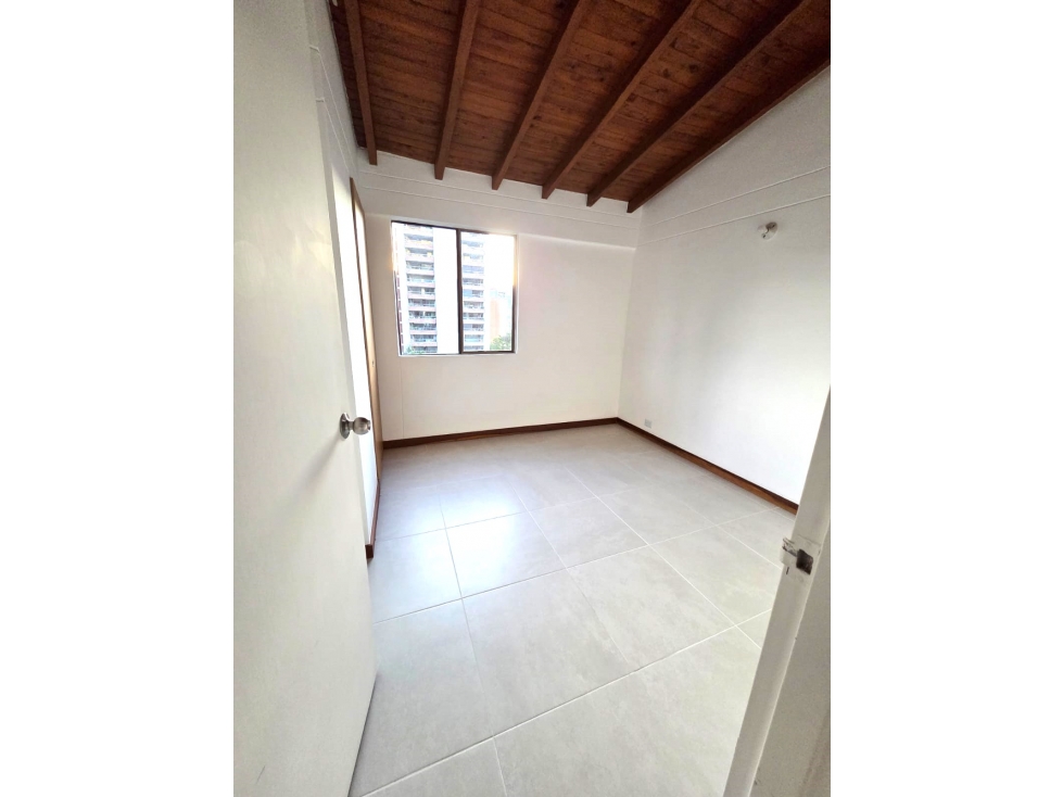 Apartamento en arriendo en La Abadia, Envigado · foto 10 de 13