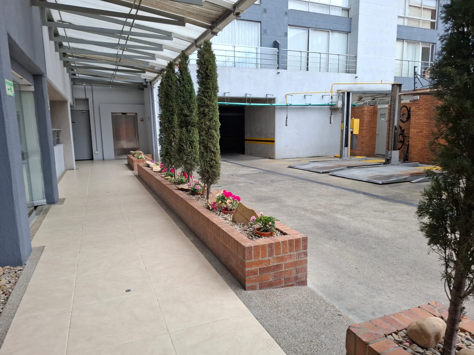 Apartamento en venta en Cedritos, Bogotá · foto 18 de 23