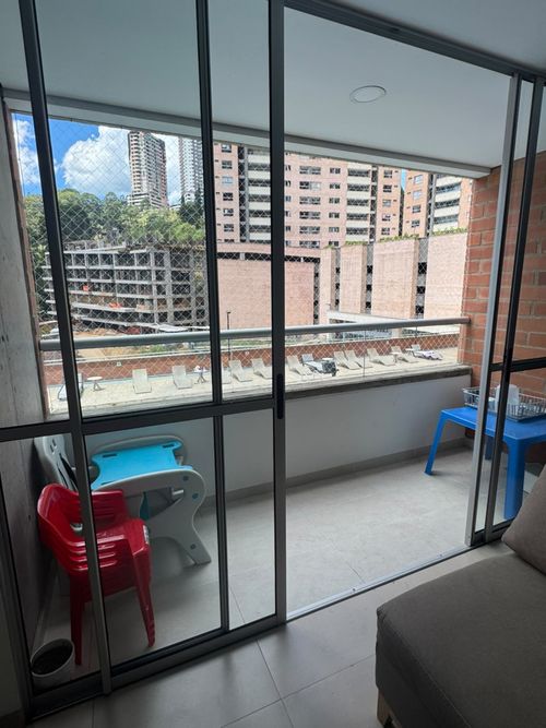 Apartamento de 3 alcobas en venta en Loma De La Doctora, Sabaneta, 68 m² · foto 6 de 14