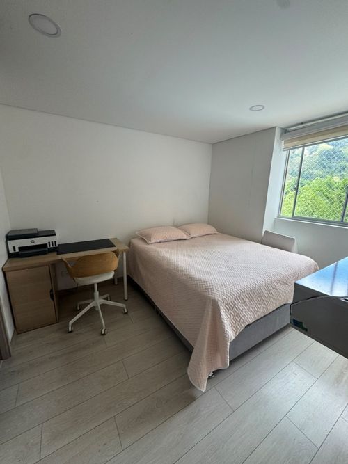 Apartamento de 3 alcobas en venta en Loma De La Doctora, Sabaneta, 68 m² · foto 9 de 14