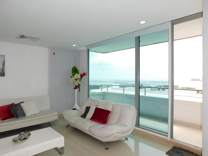 Apartamento en venta en Cr.La Castellana, Barranquilla · foto 5 de 15