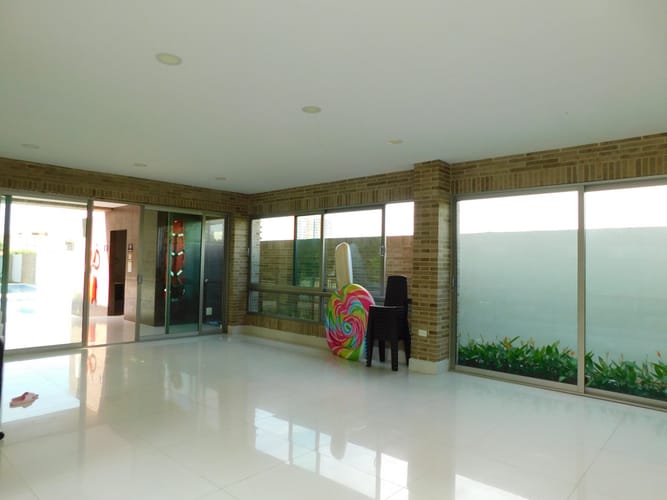 Apartamento de 2 alcobas en venta en Atlántico, 117 m² · foto 24 de 24