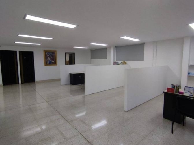Edificio en venta en Fátima, Medellín, 2625 m² · foto 8 de 24