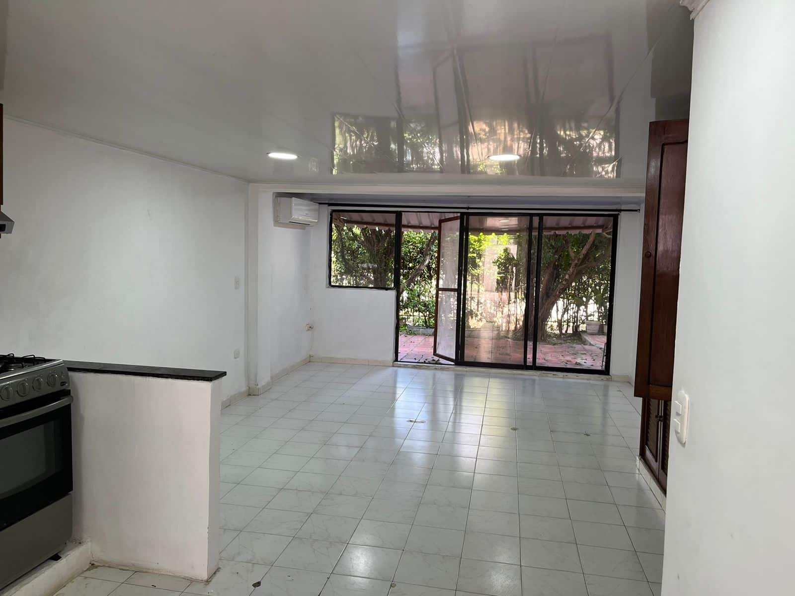 Apartaestudio en arriendo en Bocagrande, Cartagena · foto 3 de 13