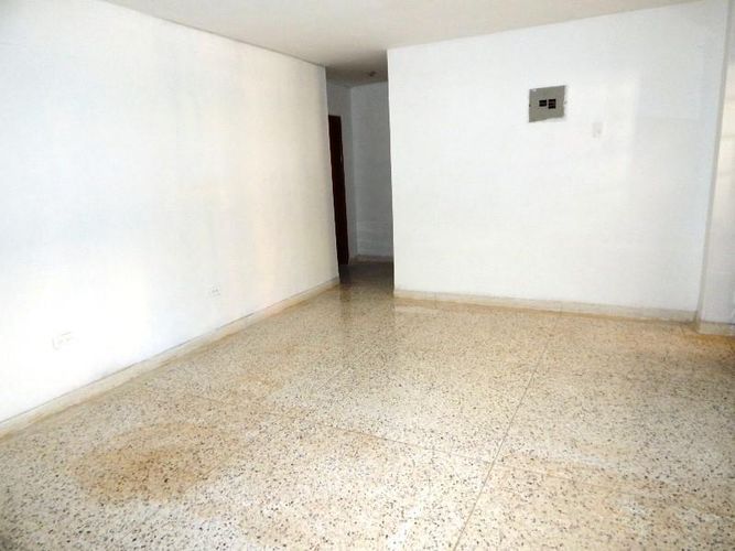 Local en arriendo en Altos Del Prado, Barranquilla, 28 m² · foto 3 de 6