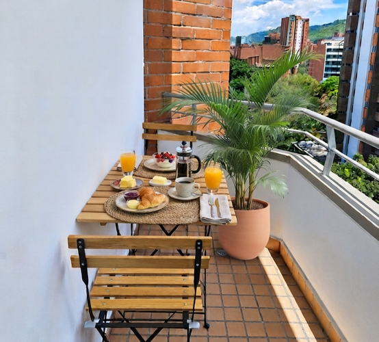 Apartamento de 2 alcobas en arriendo en Laureles, Medellín, 97 m² · foto 3 de 11