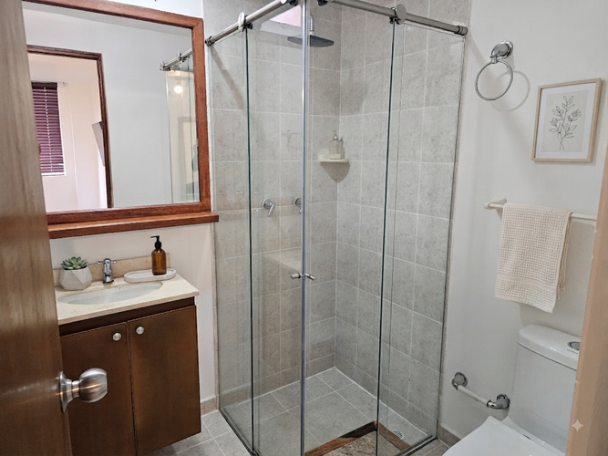 Apartamento de 2 alcobas en arriendo en Laureles, Medellín, 97 m² · foto 7 de 11