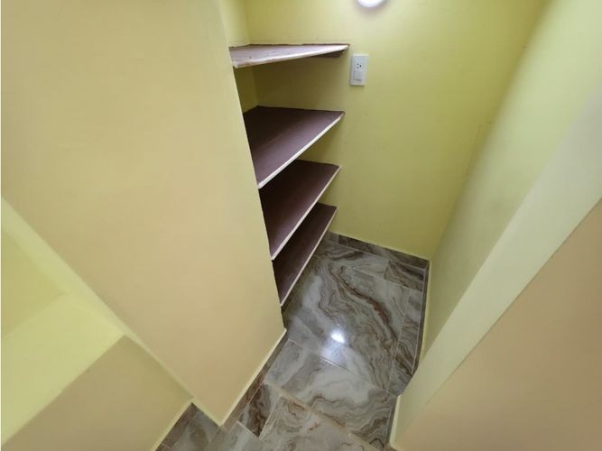 Casa de 4 alcobas en venta en Campo Valdes No.2, Medellín, 145 m² · foto 9 de 24