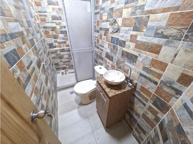 Casa de 4 alcobas en venta en Campo Valdes No.2, Medellín, 145 m² · foto 20 de 24