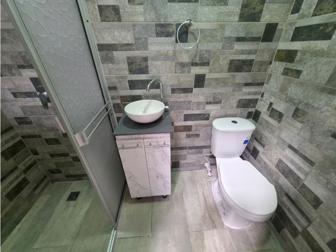 Casa de 4 alcobas en venta en Campo Valdes No.2, Medellín, 145 m² · foto 22 de 24