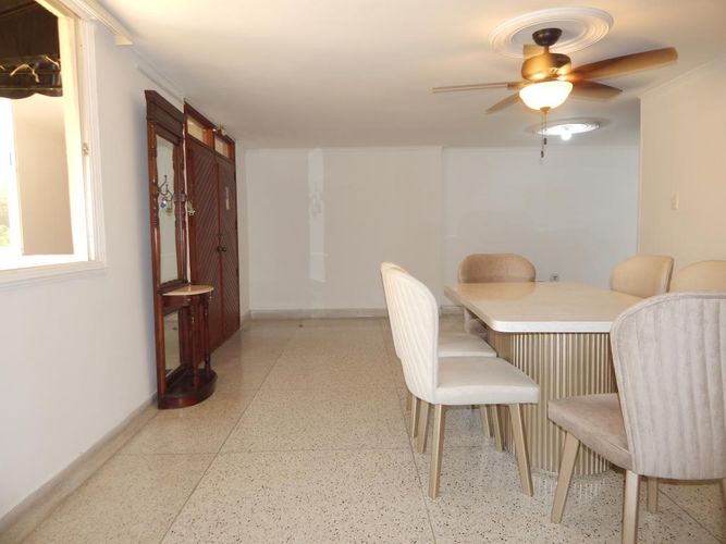 Apartamento de 3 alcobas en venta en Altos Del Prado, Barranquilla, 184 m² · foto 2 de 23