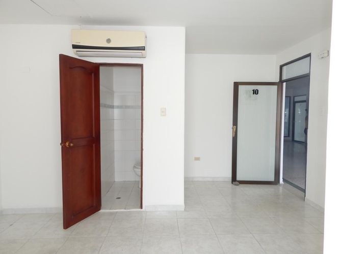Local en arriendo en El Prado, Barranquilla, 35 m² · foto 5 de 6