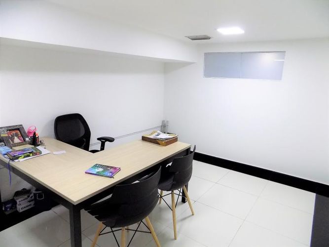 Local en venta en El Prado, Barranquilla, 360 m² · foto 3 de 17