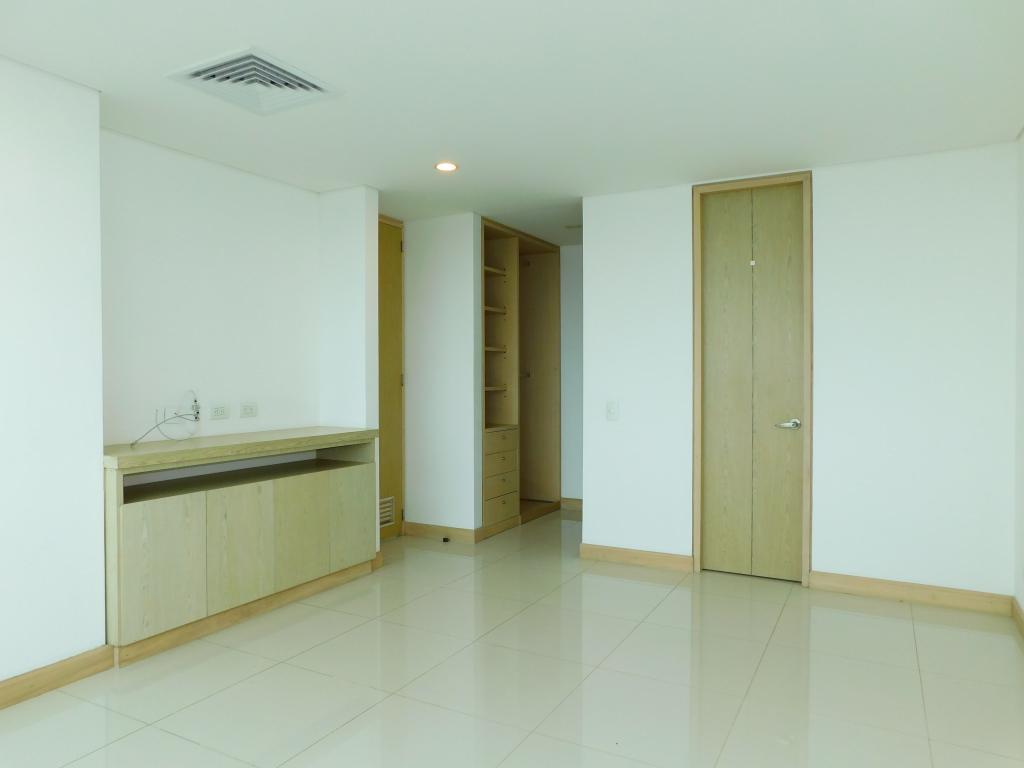 Apartamento en venta en Cr.La Castellana, Barranquilla · foto 9 de 11