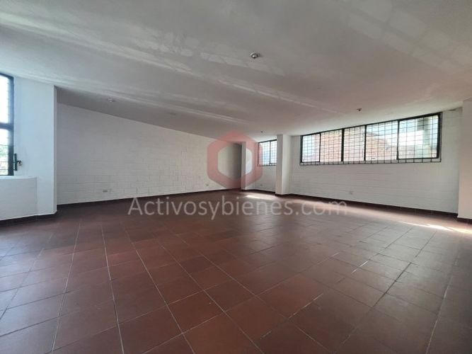 Local en arriendo en Perpetuo Socorro, Medellín, 80 m² · foto 2 de 6