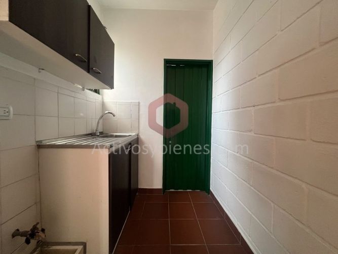 Local en arriendo en Perpetuo Socorro, Medellín, 80 m² · foto 4 de 6