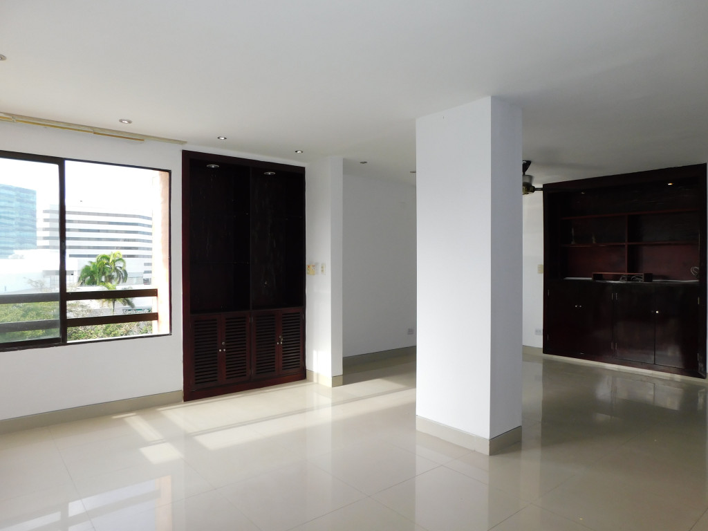 Apartamento en venta en Altos Del Prado, Barranquilla · foto 4 de 18