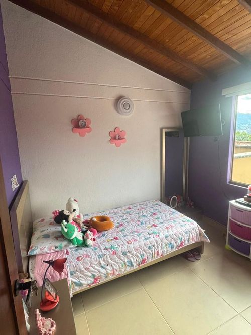 Casa en venta en Las Antillas, Envigado · foto 13 de 24