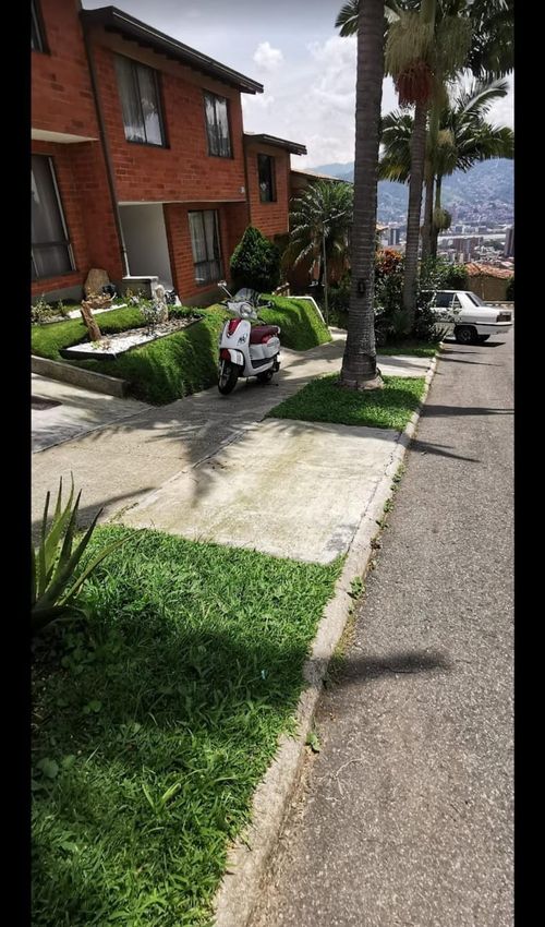 Casa en venta en Las Antillas, Envigado · foto 22 de 24
