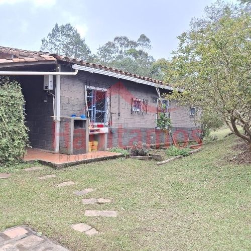 Casa de 3 alcobas en venta en La Enea, Guarne, 1843 m² · foto 5 de 22