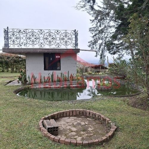 Casa de 3 alcobas en venta en La Enea, Guarne, 1843 m² · foto 8 de 22